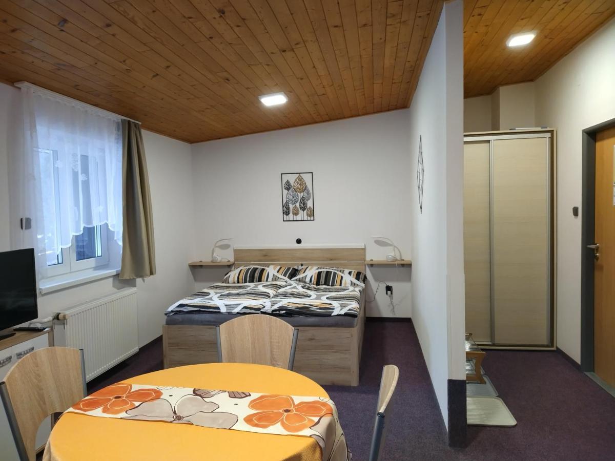 Apartmany Puskarcikova Харачов Екстериор снимка